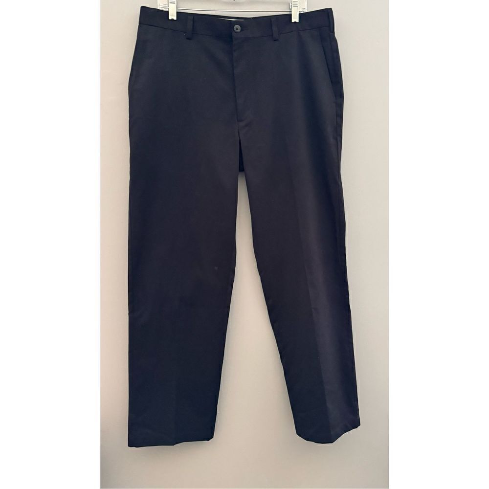 NWT.  Farah Mens Performance Chinos Black, size 36 x 32